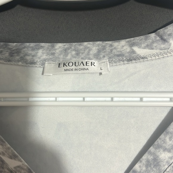 Ekouaer Night Gown - Picture 3 of 5